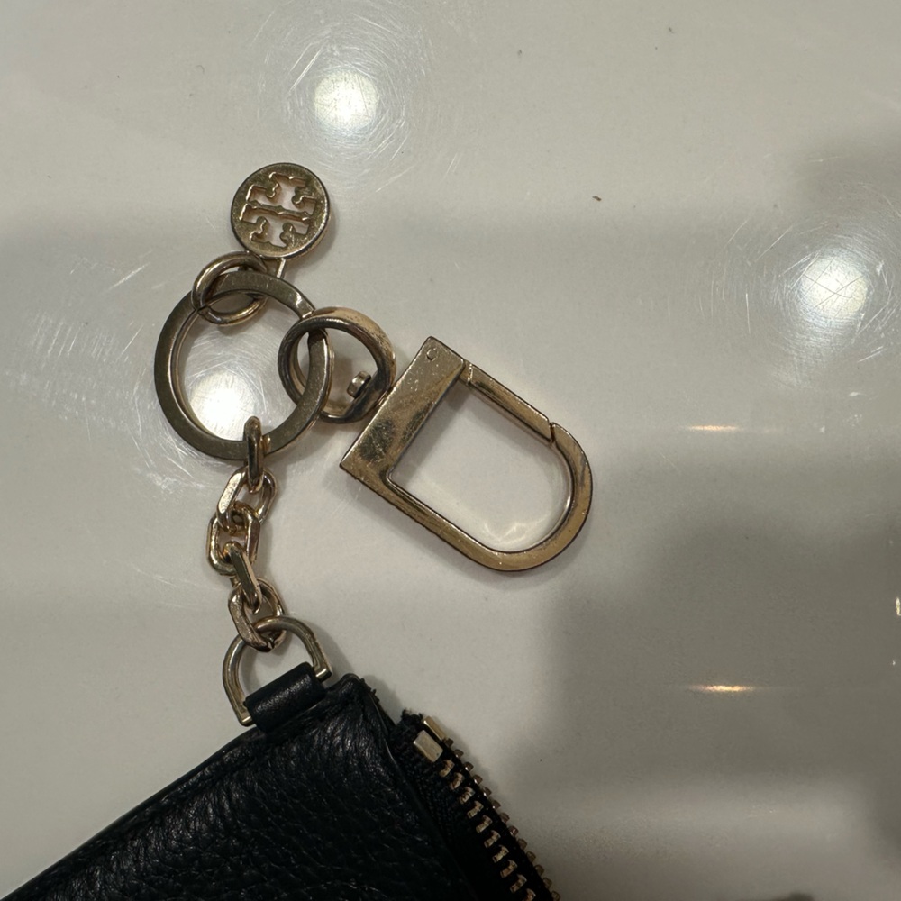 Tory Burch Black and White Key & Card Holder - Picture 4 of 4